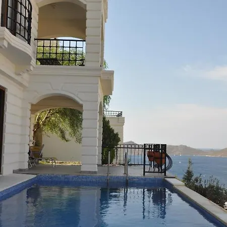 Marina Villa